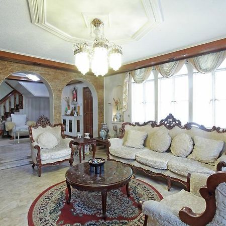 Big House In Quezon City Манила Экстерьер фото