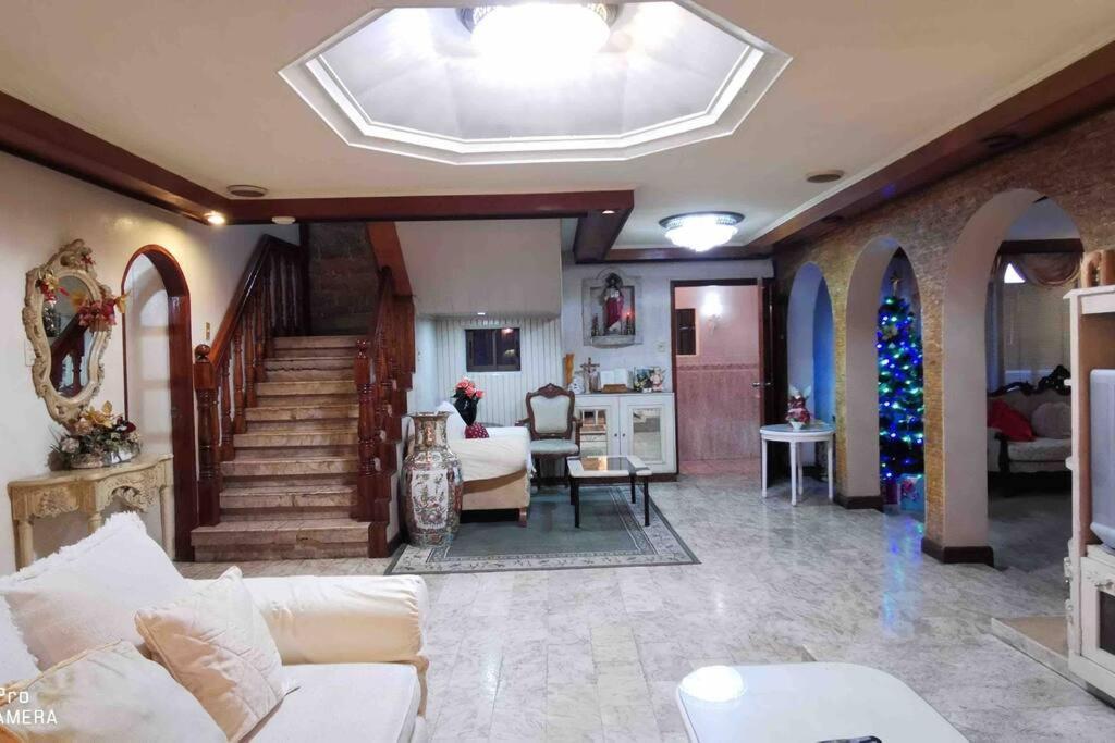 Big House In Quezon City Манила Экстерьер фото