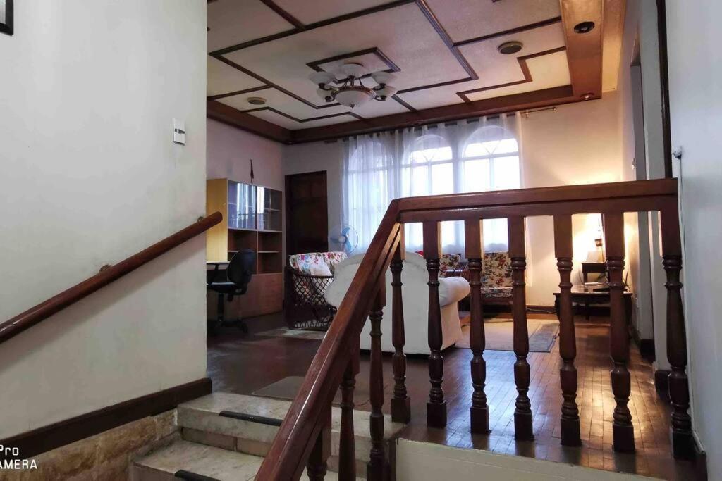 Big House In Quezon City Манила Экстерьер фото