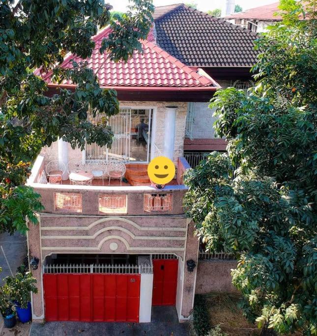 Big House In Quezon City Манила Экстерьер фото